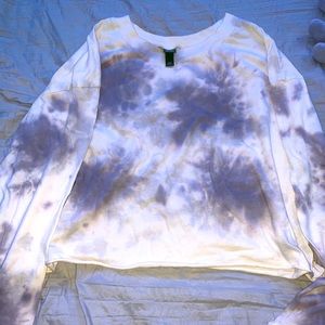 TIE DYE SWEATSHIRT ❄️